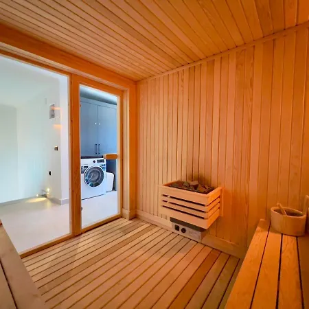 Kazarman, Kalkan'in Kalbinde Denize, Merkeze * Kalkan