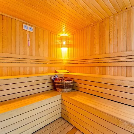 Kazarman, Kalkan'in Kalbinde Denize, Merkeze *