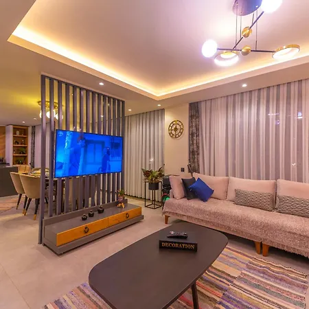 Villa Kazarman, Kalkan'in Kalbinde Denize, Merkeze *