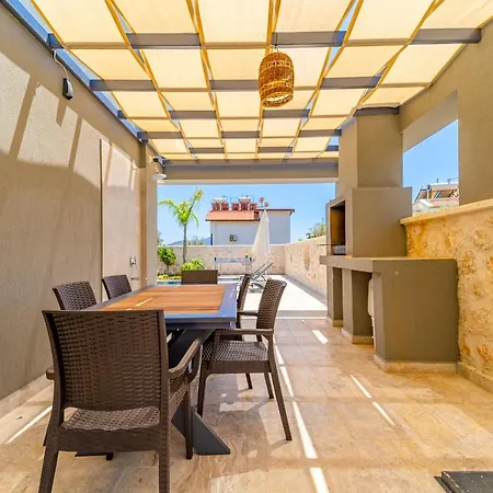 Kazarman, Kalkan'in Kalbinde Denize, Merkeze ヴィラ カルカン