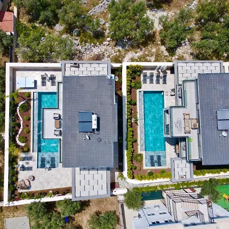 Kazarman, Kalkan'in Kalbinde Denize, Merkeze カルカン