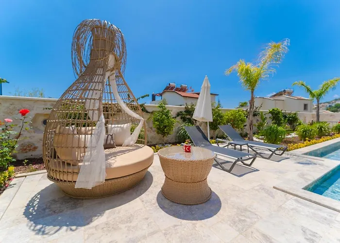 Villa Kazarman, Kalkan'in Kalbinde Denize, Merkeze Kalkan